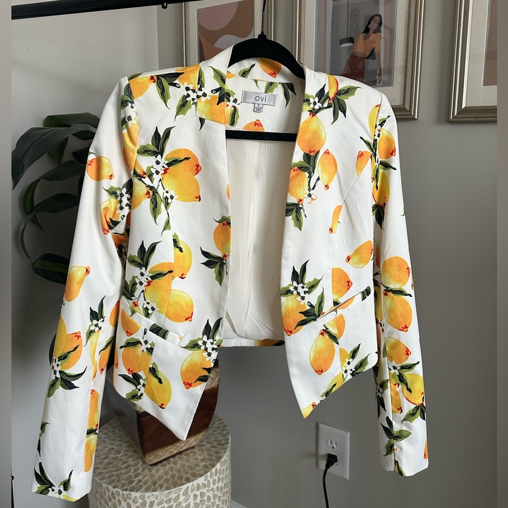 Lemon print women’s blazer